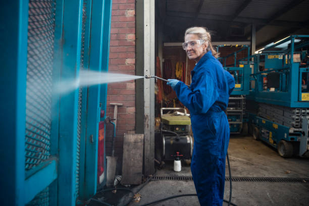 Best Sidewalk Pressure Washing  in Eureka, MT